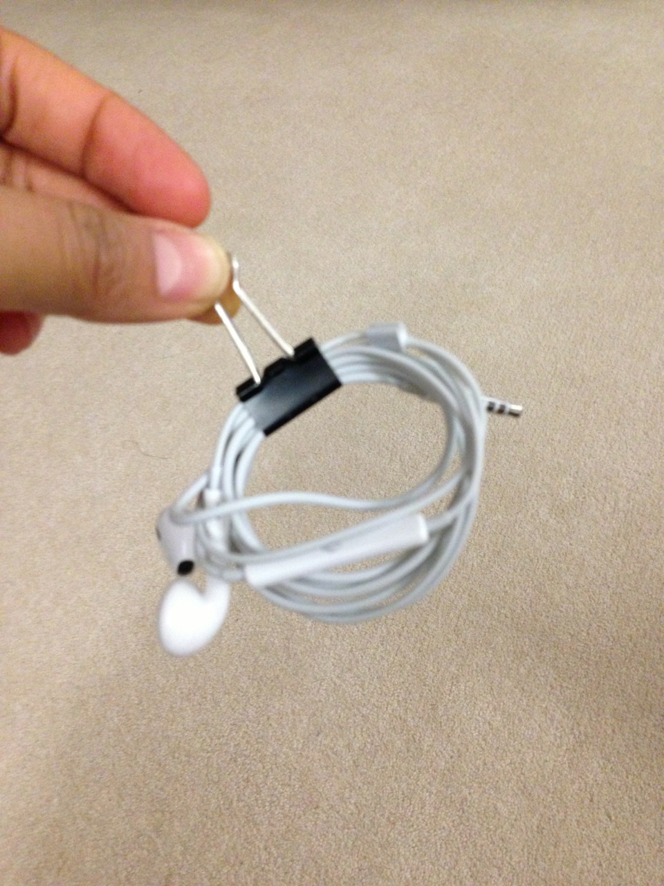 Keep Wires Untangled! Trusper