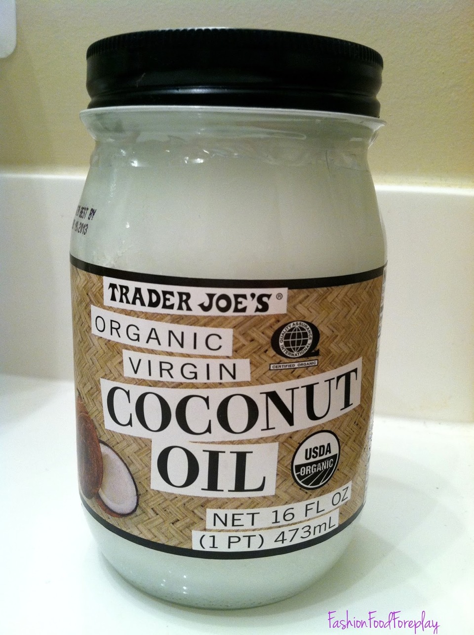 You Can Use Coconut Oil To Cure Dry Elbows! Trusper