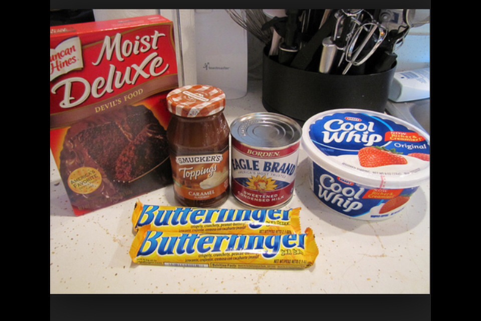 Butterfinger Cake With Sweetened Condensed Milk Butterfinger Cake With Sweetened Condensed Milk