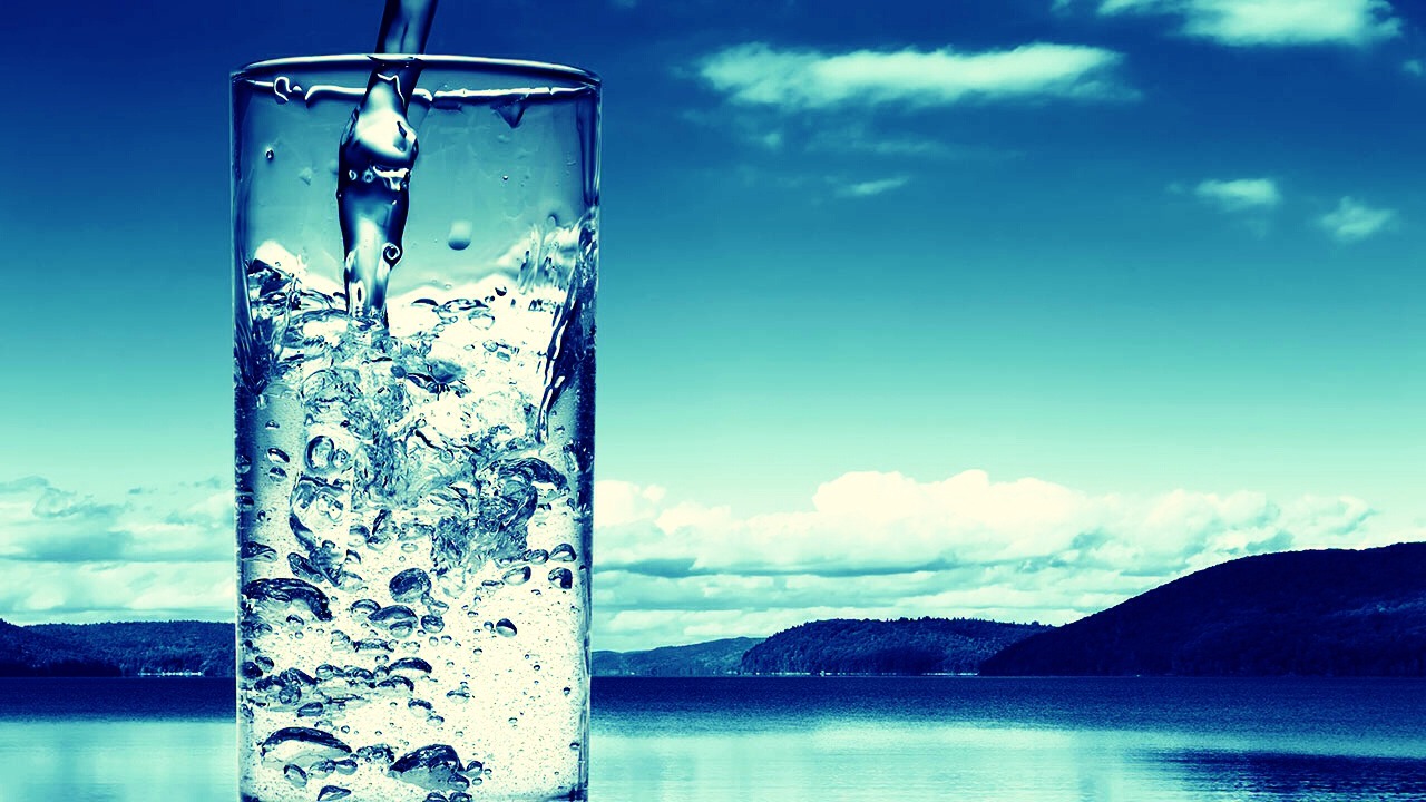 Feeling Hungry Drink Some Water You May Be Dehydrated Water Helps You Feel Full Longer And Eat