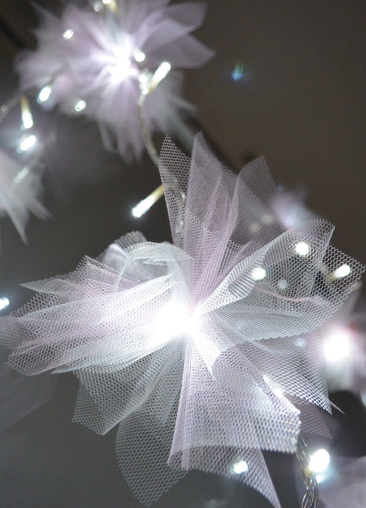 diy tulle flower fairy lights trusper diy tulle flower fairy lights trusper