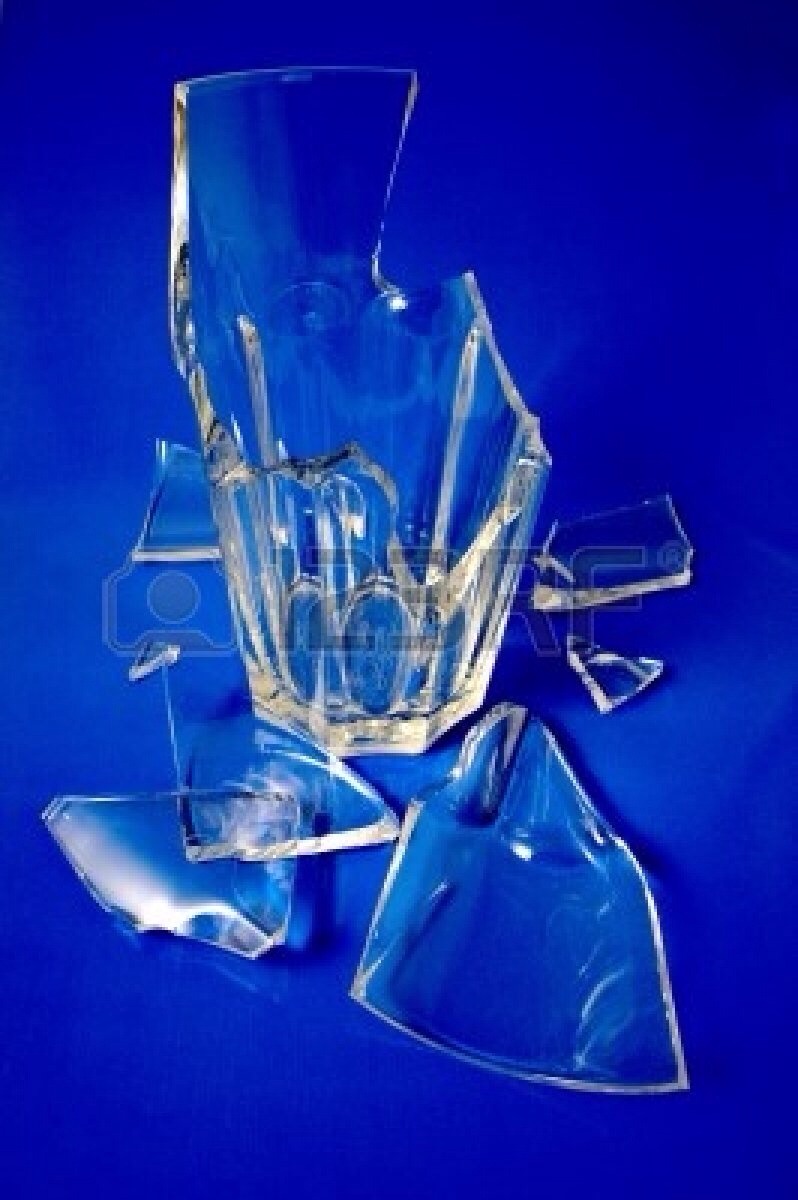 Easy And Safe Way To Pick Up Slithers Of Broken Glass Trusper