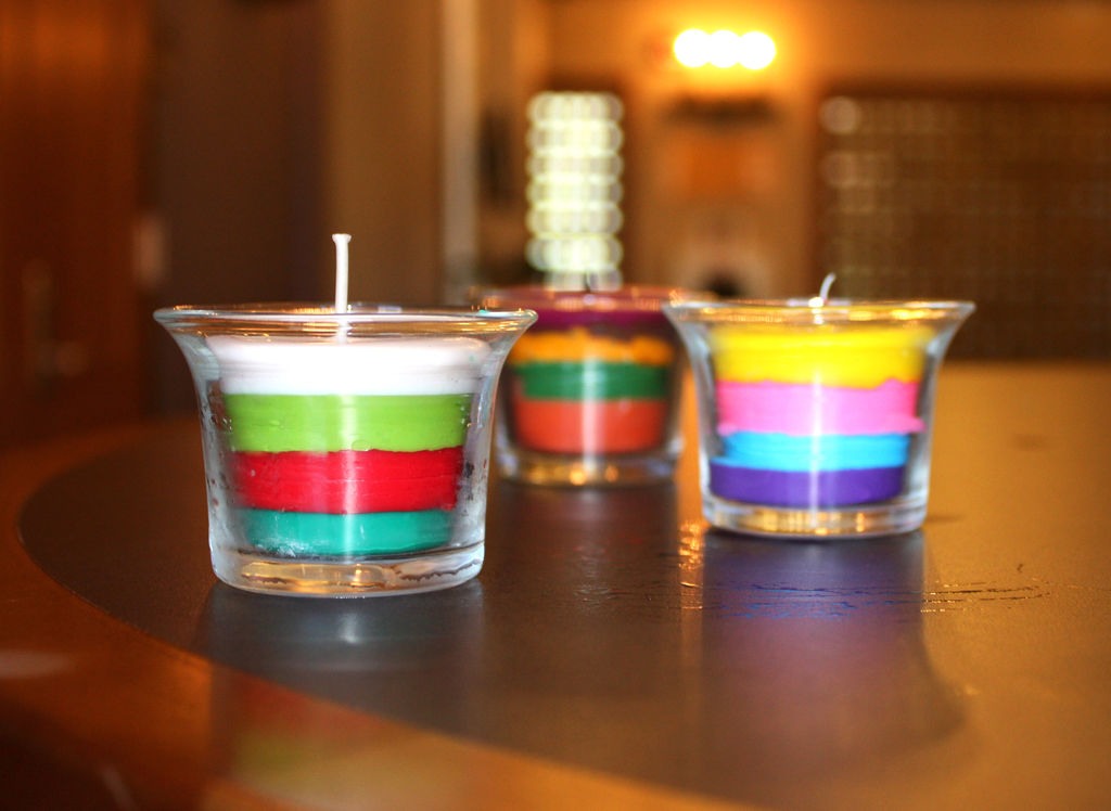 DIY Crayon Candles! Great Gifts And Craft For Kids! I Love This Trusper