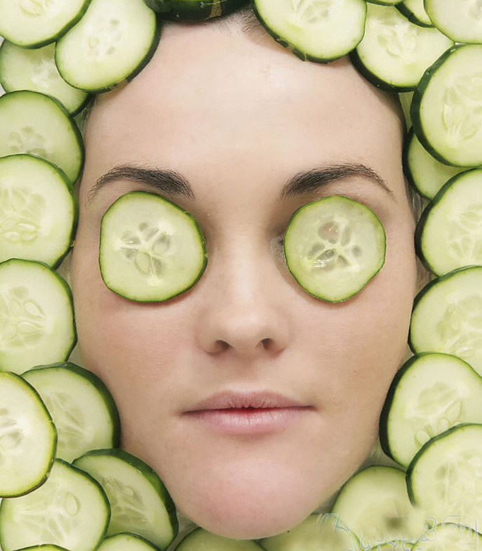 Lighten Dark Circles Around Your Eyes By Using Cucumbers! Trusper