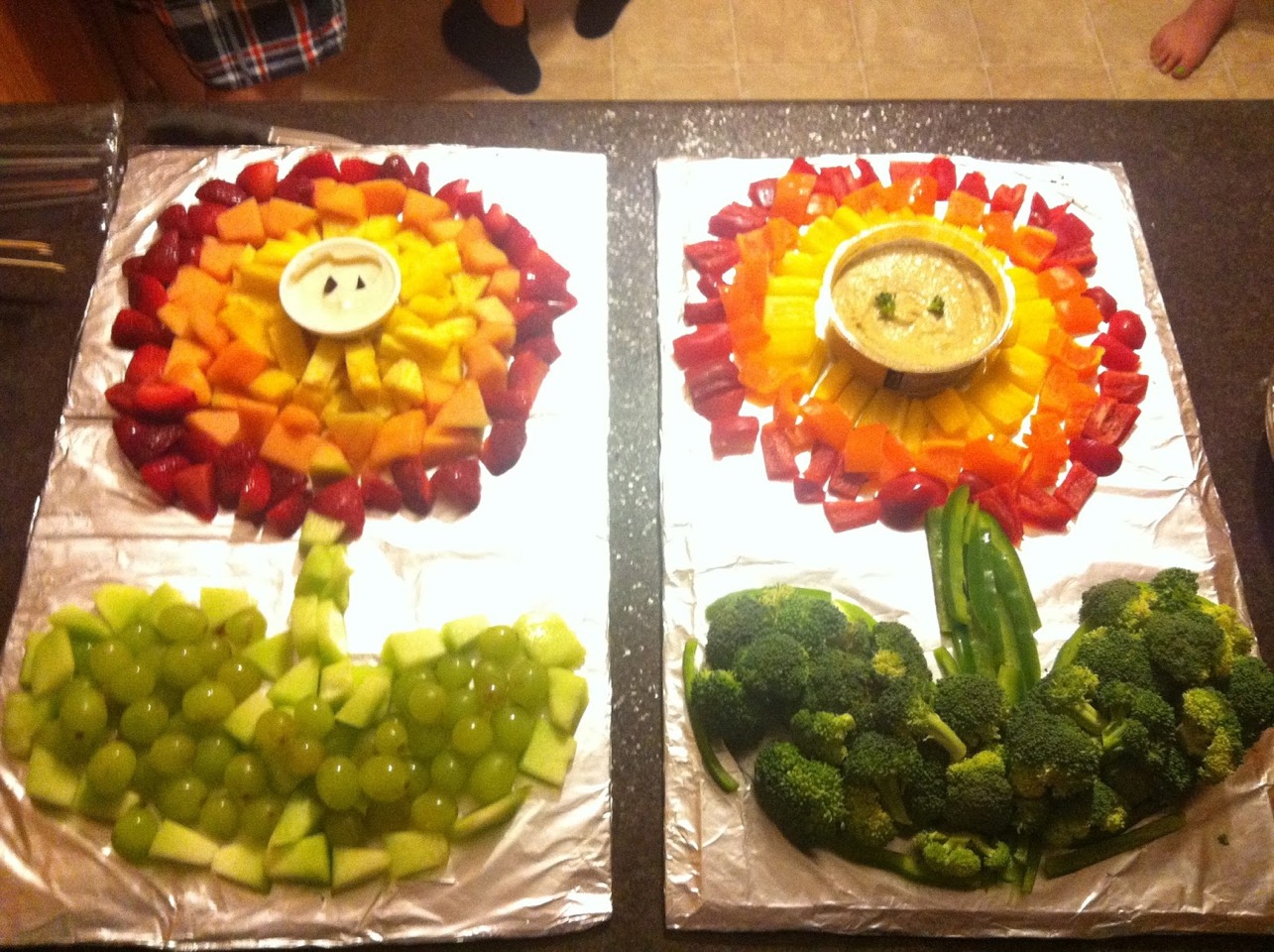 Mario Flower Veggie Platter!! Trusper