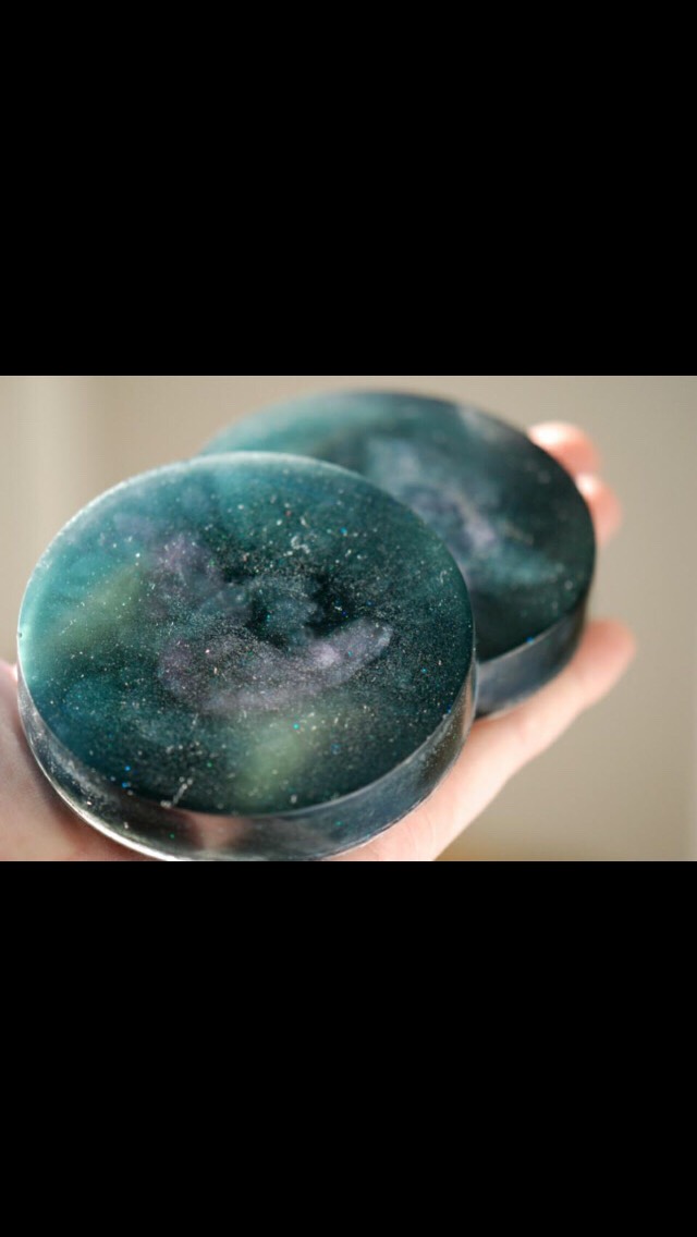 DIY Galaxy Soap! Trusper