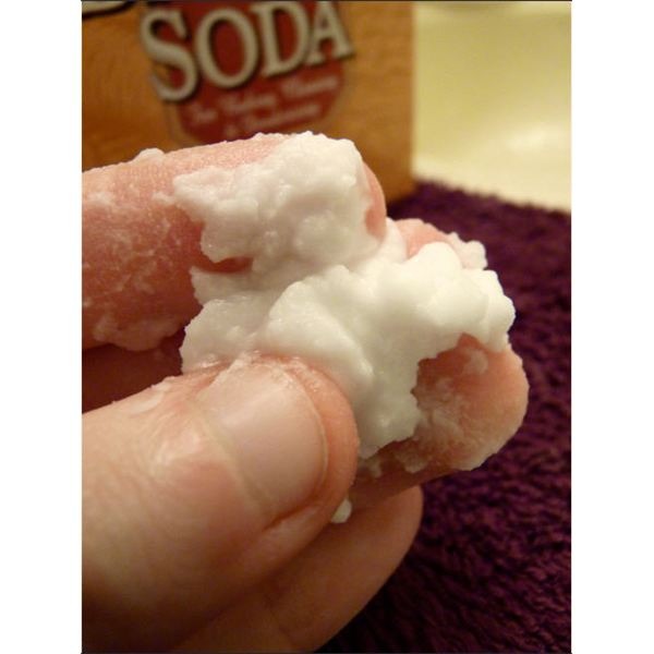 Using Baking Soda As A Facial Scrub | Trusper