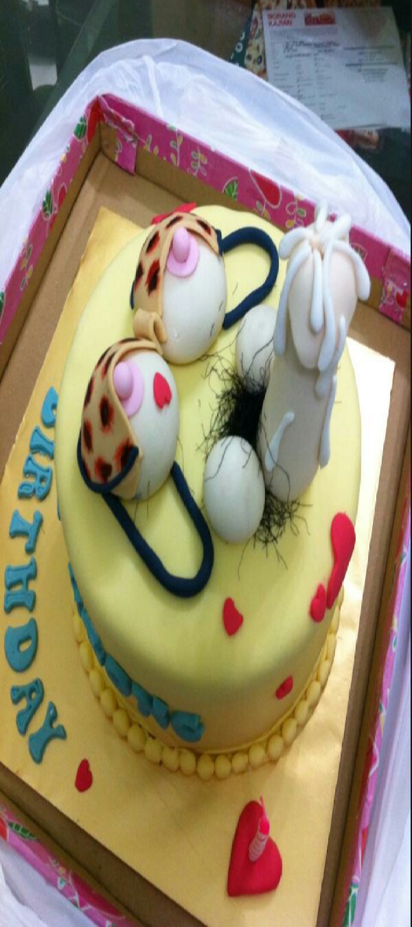 FREAKY Cake Decor Trusper