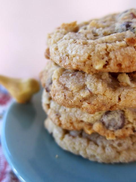 almond toffee choc chip cookies trusper almond toffee choc chip cookies trusper