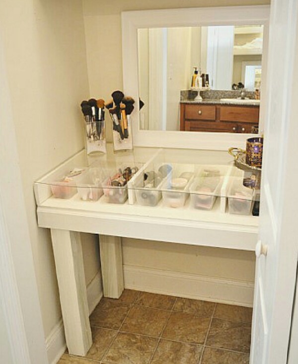 DIY Glass Top Makeup Vanity!!! Trusper