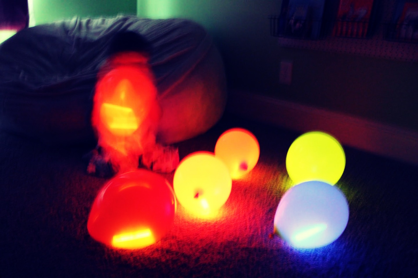 Glow In The Dark Water Balloons! A Must See Trusper