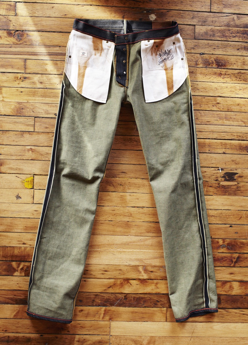 Wash Jeans Inside Out To Keep The Dye Of Your Jeans Lasting Longer