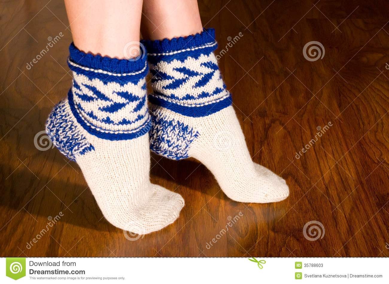 negrityanki-v-belih-noskah-devku