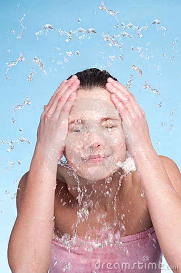 How to make your face smooth and younger looking