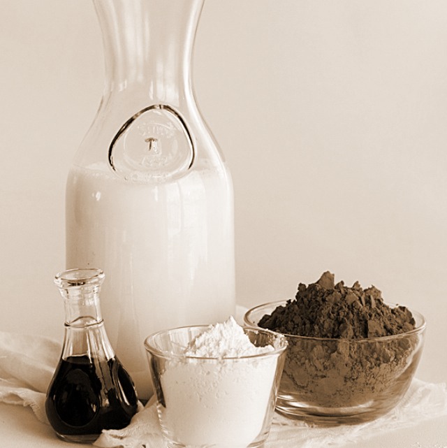 Make A Romantic Chocolate Milk Bath... Please *like* and save. Trusper